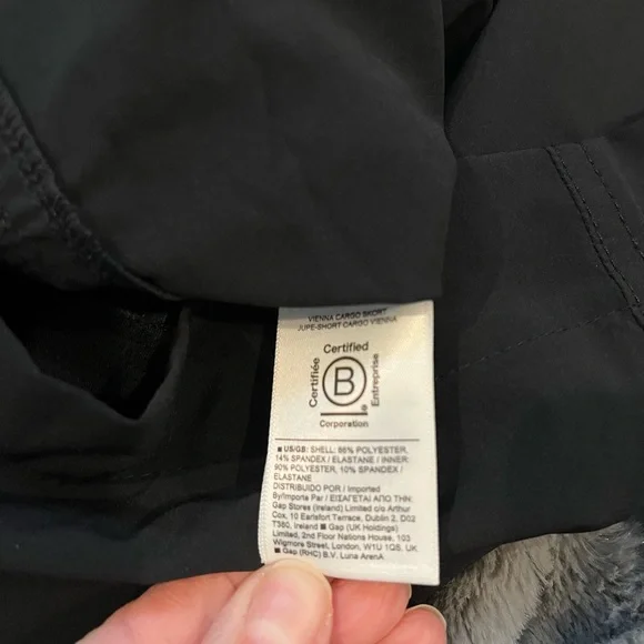 NWT Athleta Black Vienna Cargo Skort Size 0